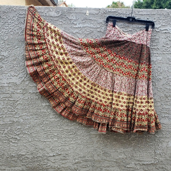 Dresses & Skirts - Vintage 1990s‎ Boho skirt